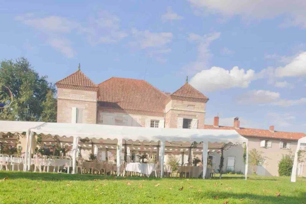 Chateau D'Issandou Golfech Buitenkant foto